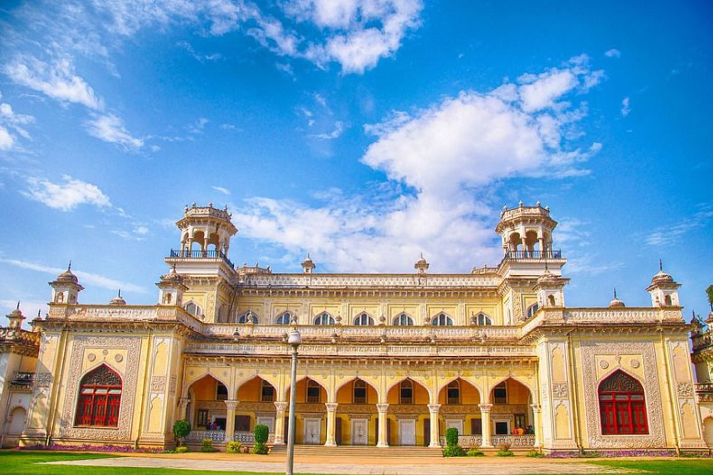 Hyderabad Tour Packages from Chennai