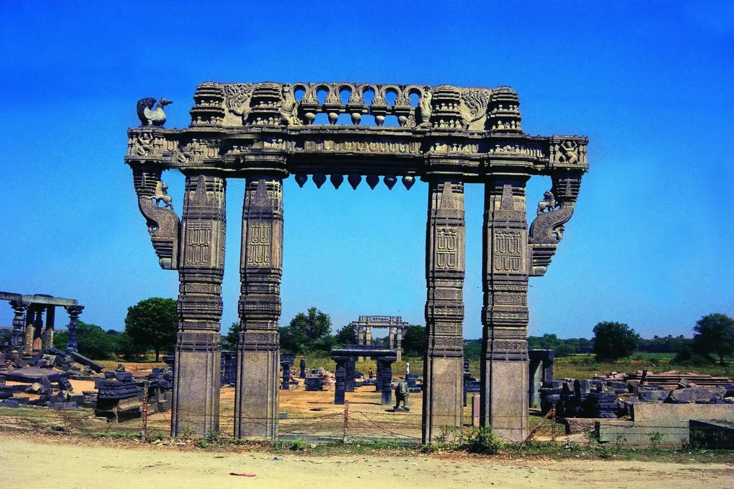 Best 24 Picnic Spots In & Near Hyderabad