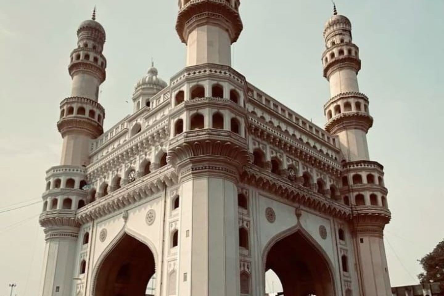 Pune to Hyderabad Tour Packages