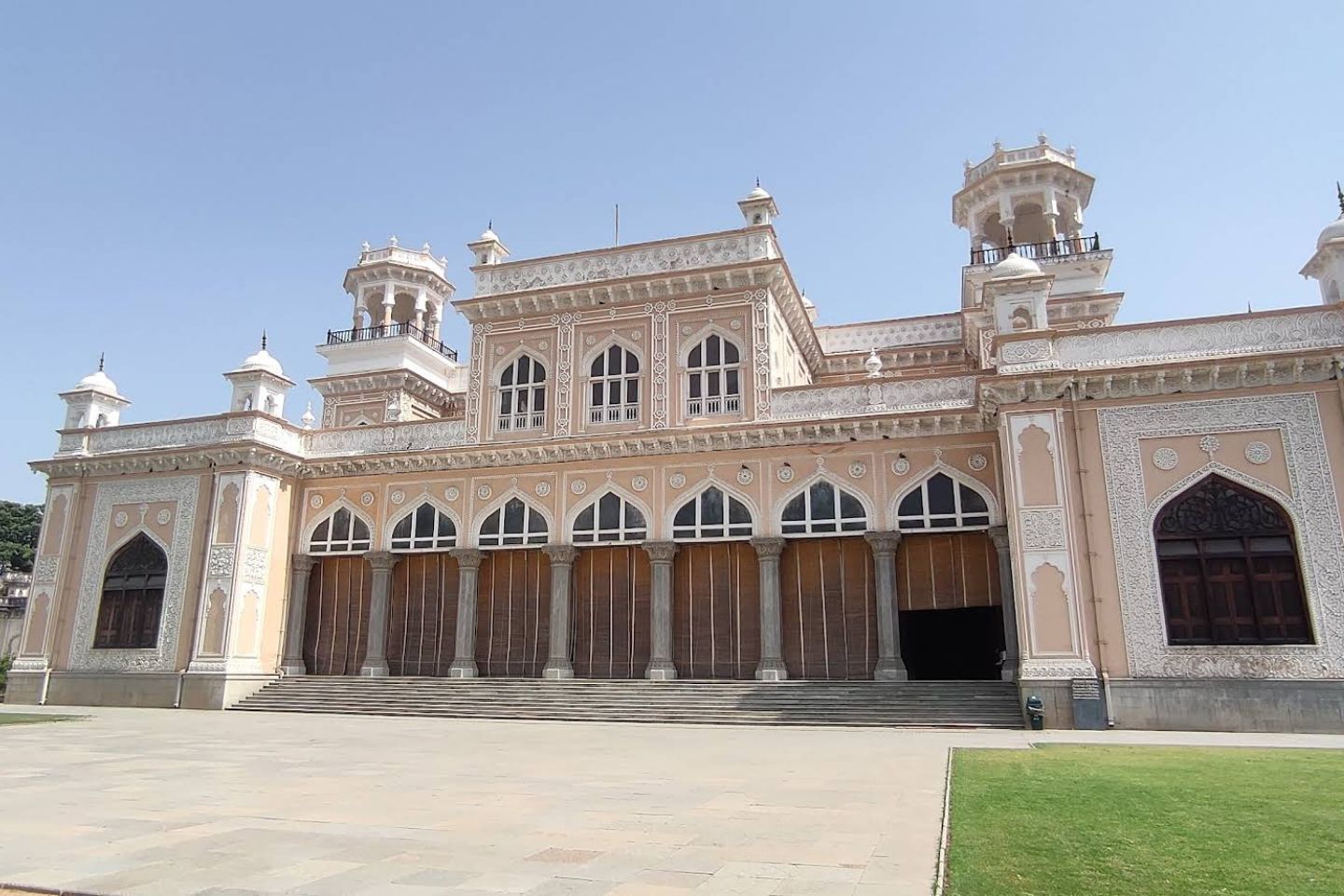 Ravishing Hyderabad Package 3 Nights / 4 Days 34HY01