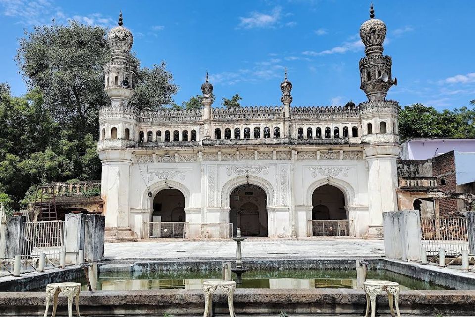 Paigah Tombs