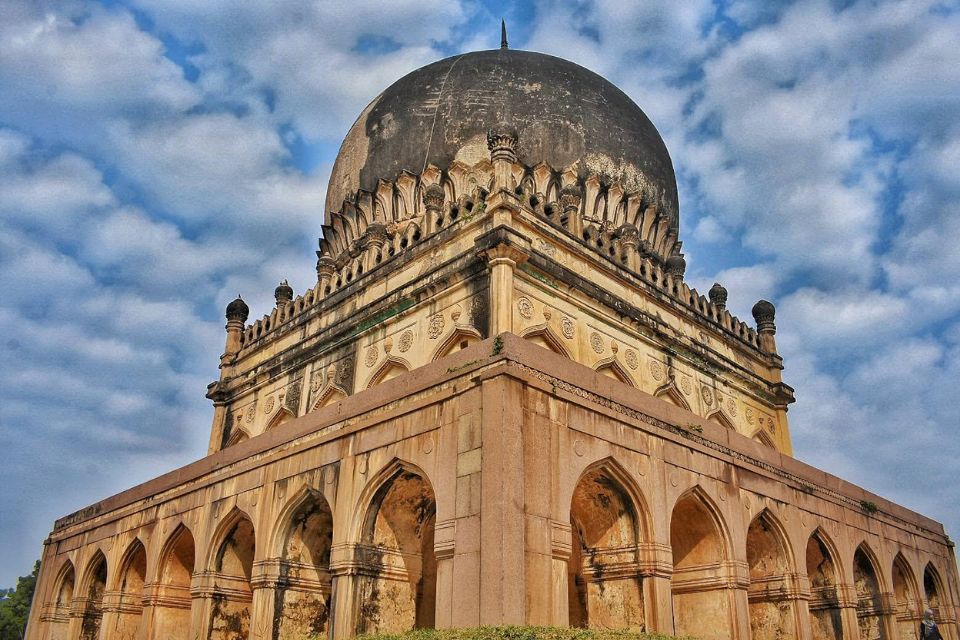 Qutub Shahi Tombs